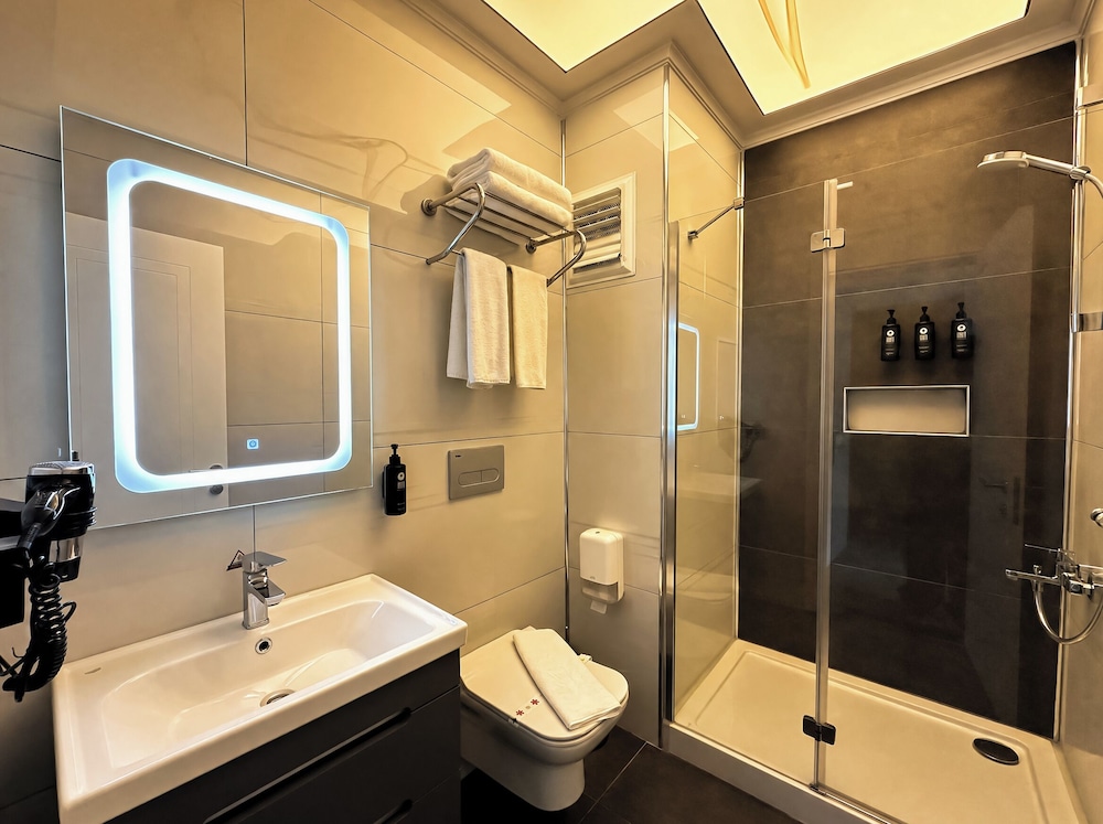 Didi Hotel 49/50