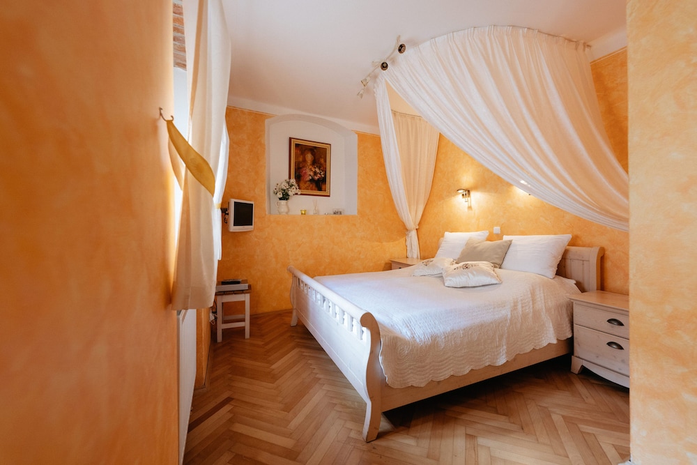 Boutique Hotel Romantick 7/50