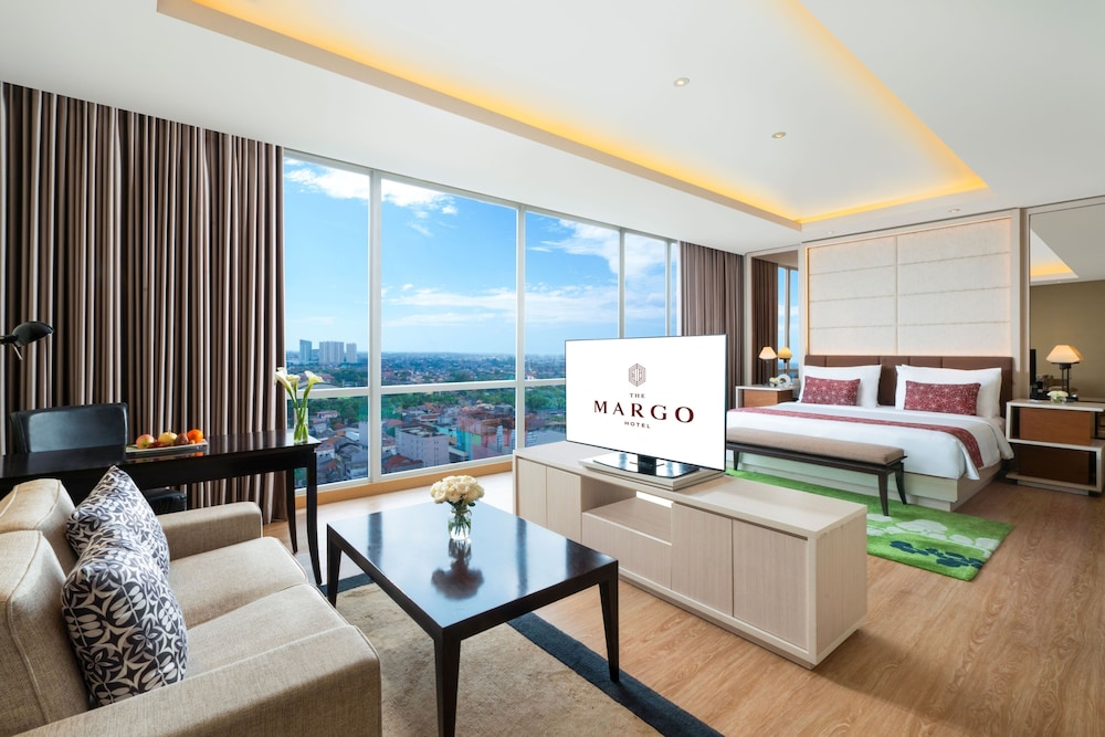 THE MARGO HOTEL 48/67