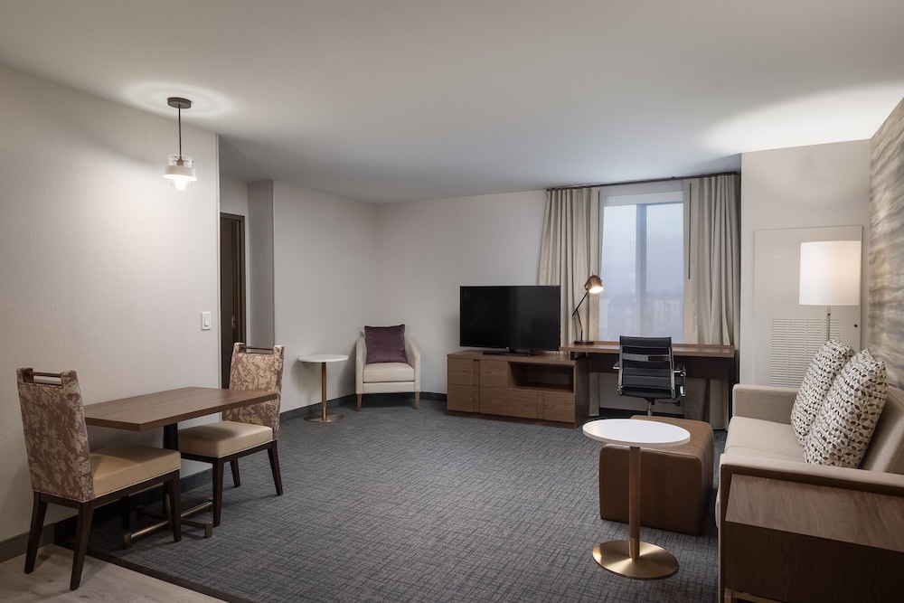 Residence Inn by Marriott Denver Aurora 16/35