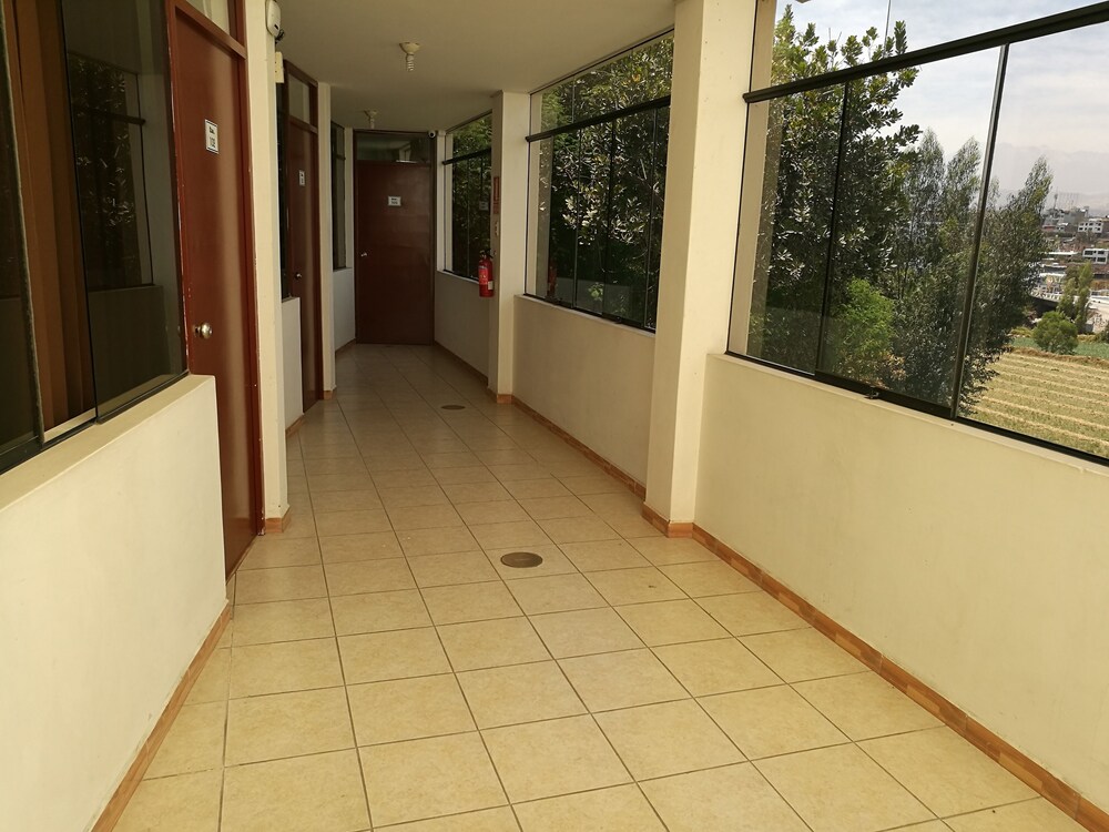 Casa Mores Inn 3/27