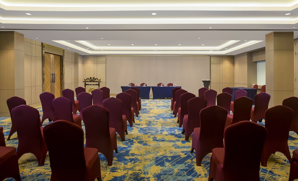 Swiss-Belhotel Cendrawasih Biak 46/60