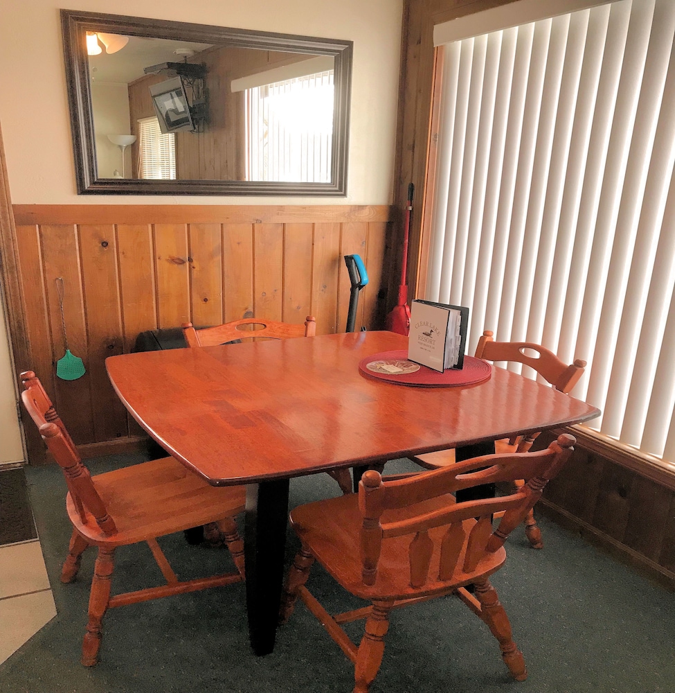 Clear Lake Resort 26/50