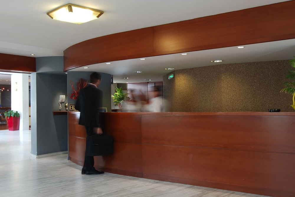 Palatino Hotel 10/83