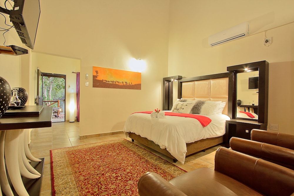 Royale Marlothi Safari Lodge 24/73