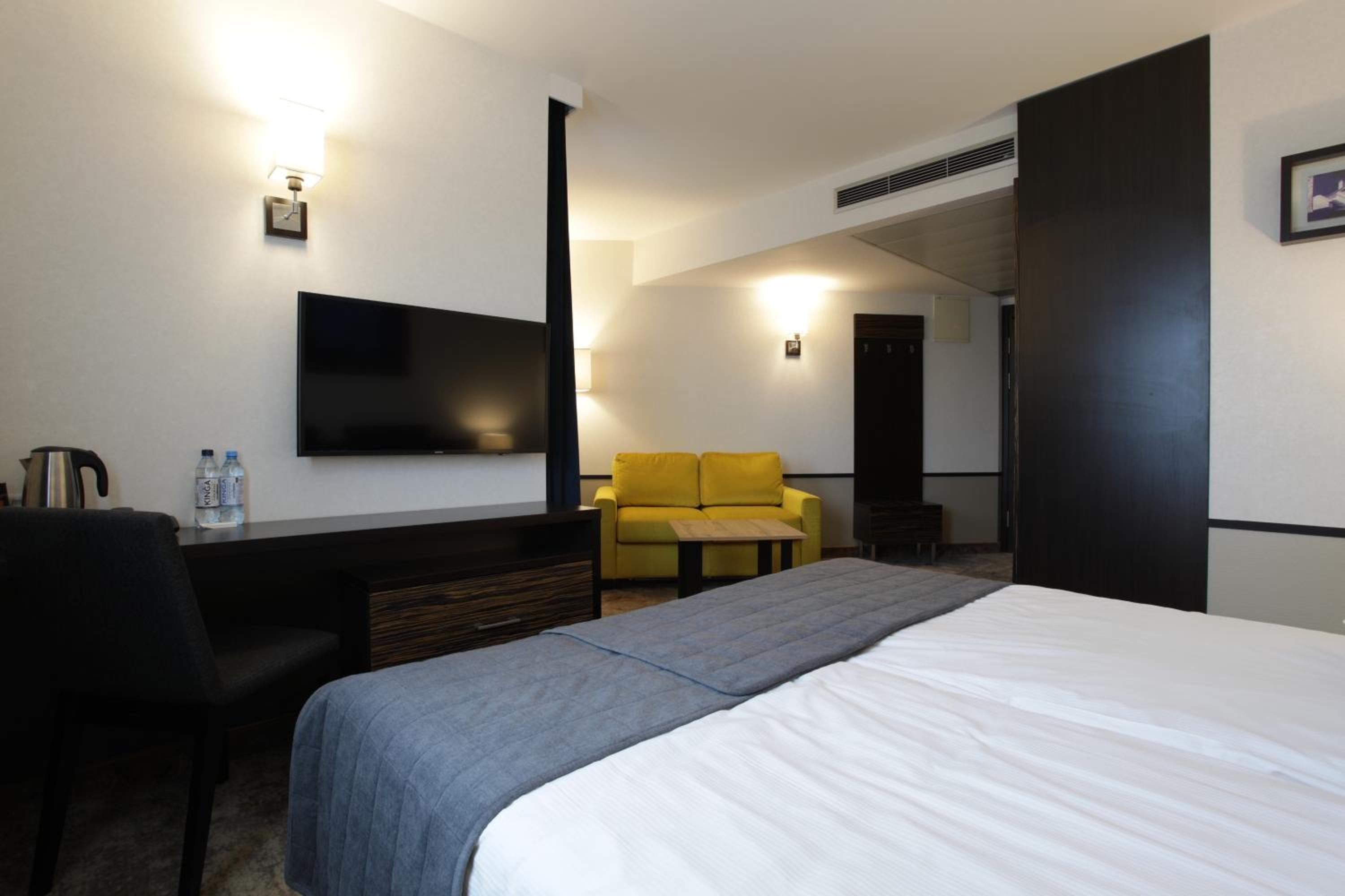 Room at Qubus Hotel Kielce, KIELCE