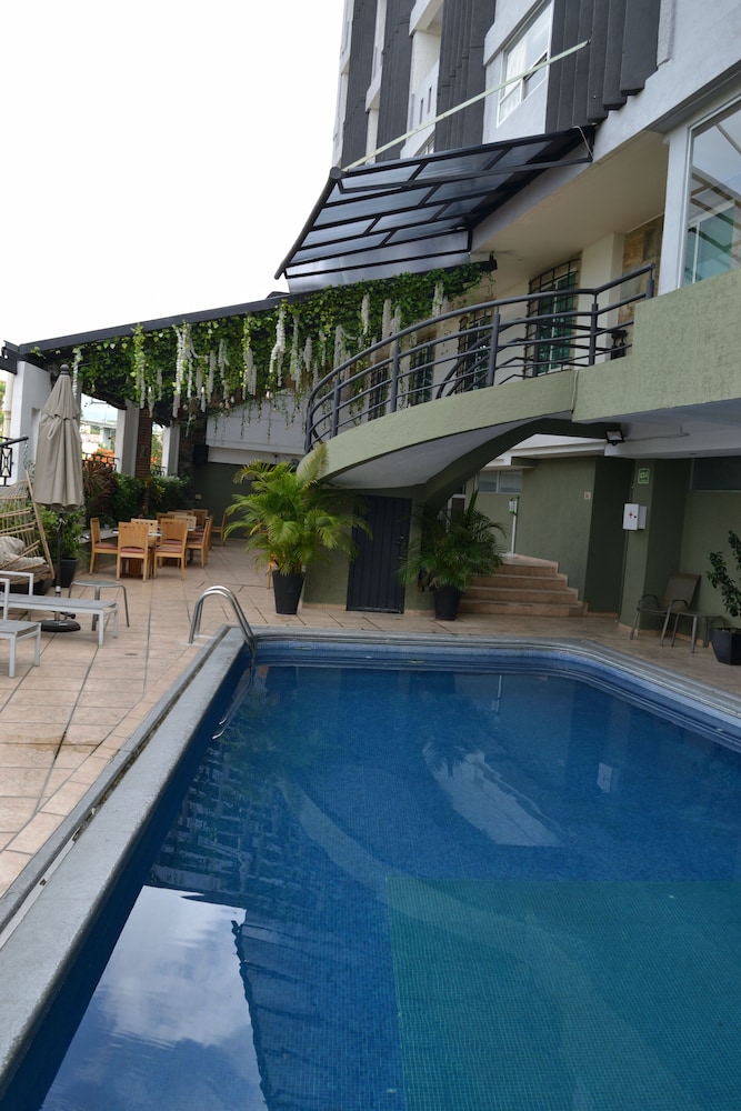 Hotel Borda Cuernavaca 42/49