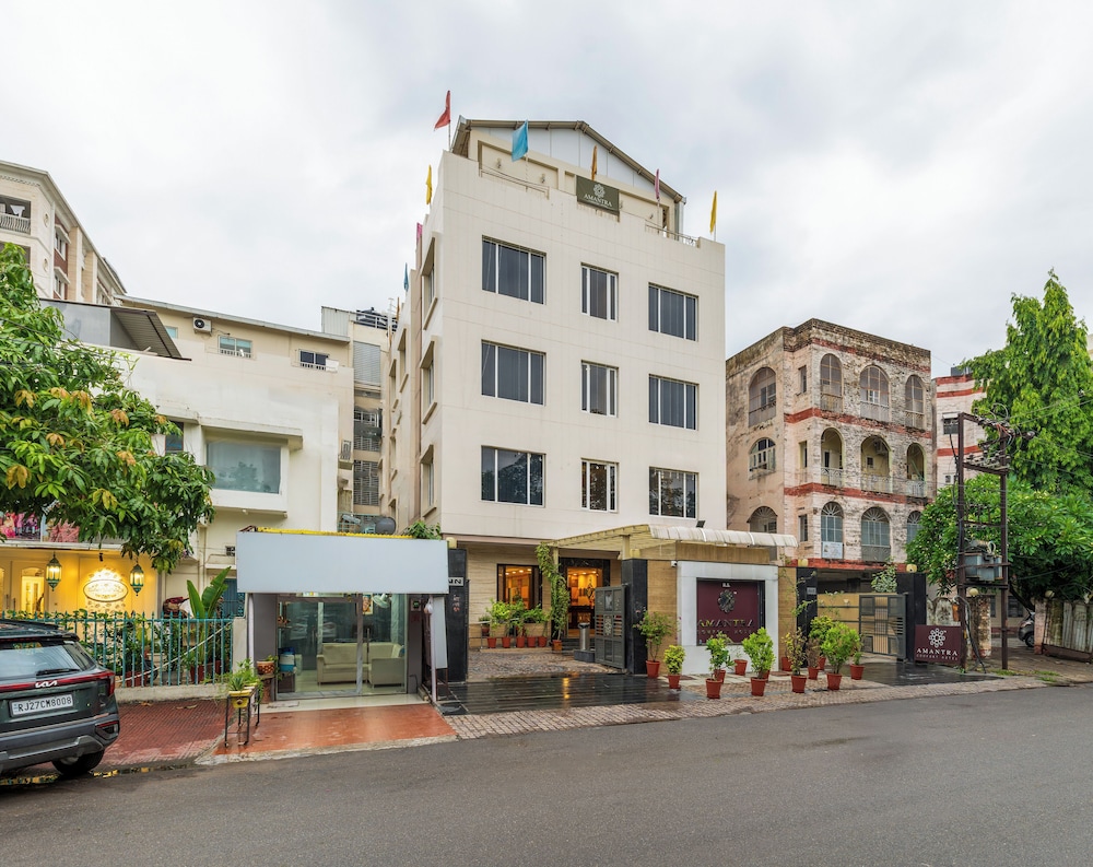 Amantra Comfort Hotel 42/50