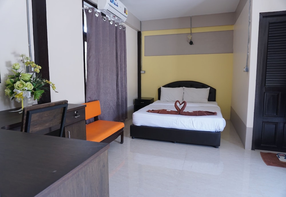 Puangpech Hotel 14/27