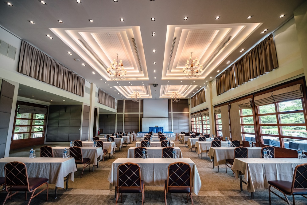 Mountain Creek Golf Resort & Residences 41/64