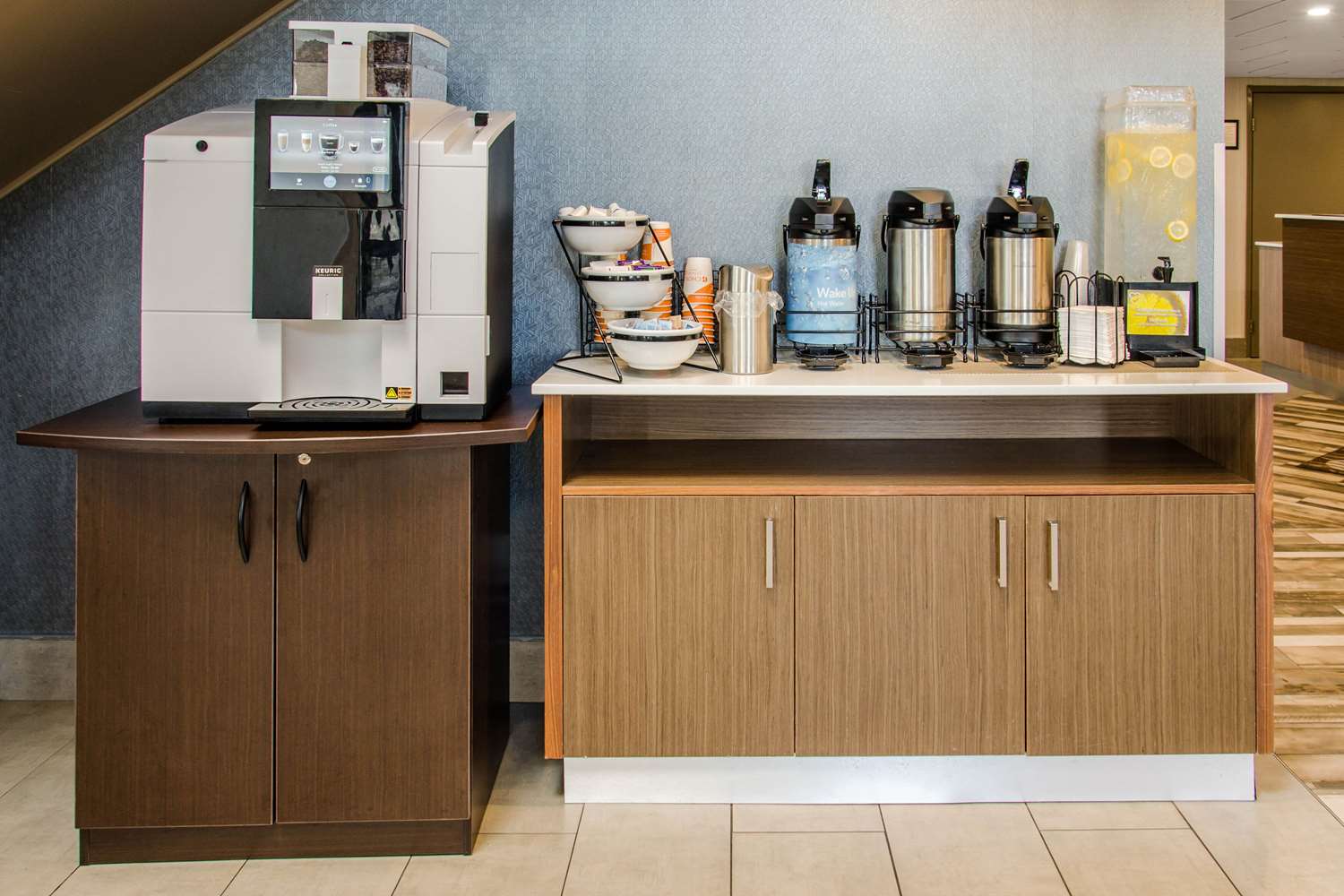 Comfort Inn Aeroport Dorval QC 6/17