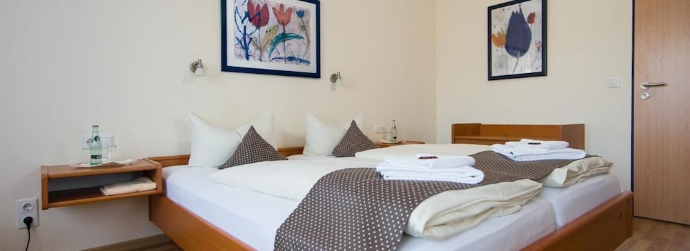 Landhotel Elkemann 8/24