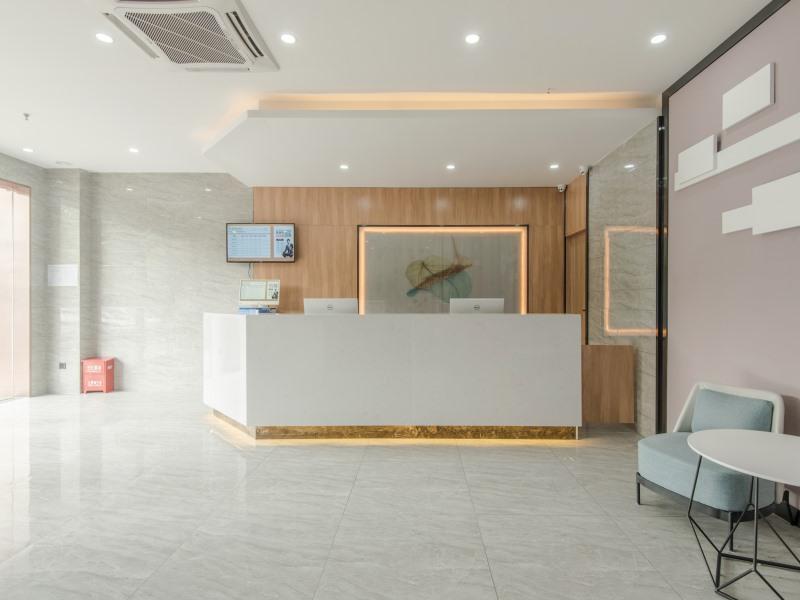 GreenTree Inn Hefei Binhu Century City Binhu Hospital Express Hotel 8/18