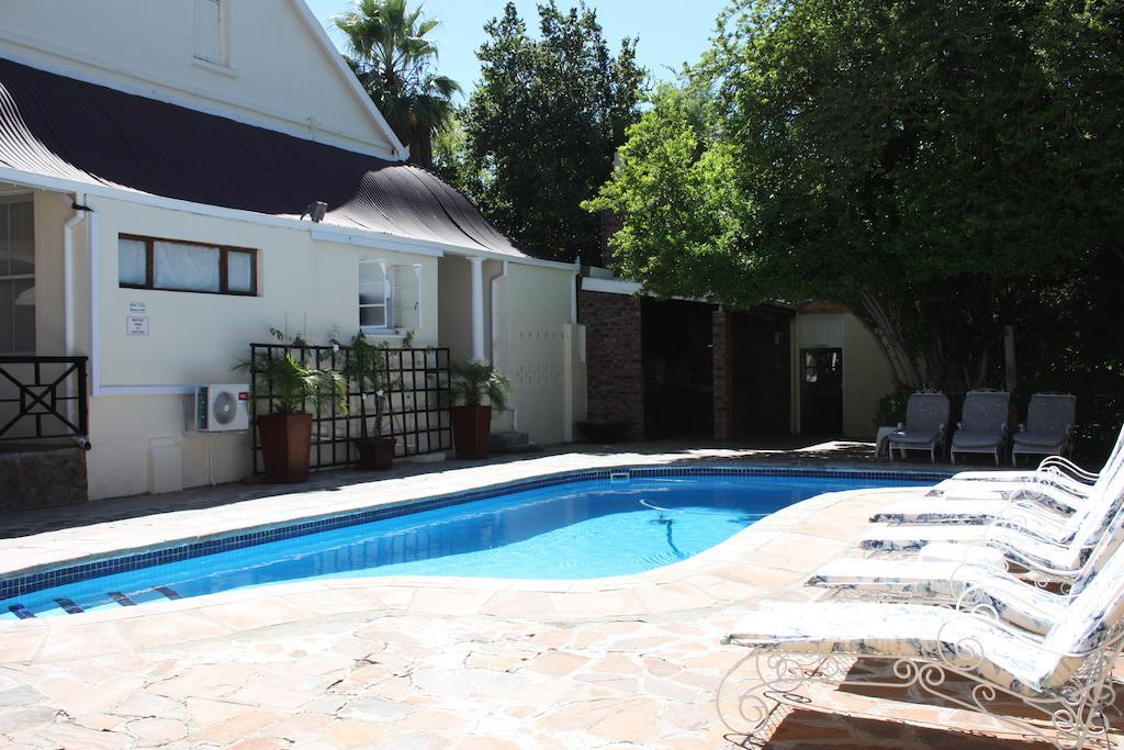 Karoopark Guest House 18/20