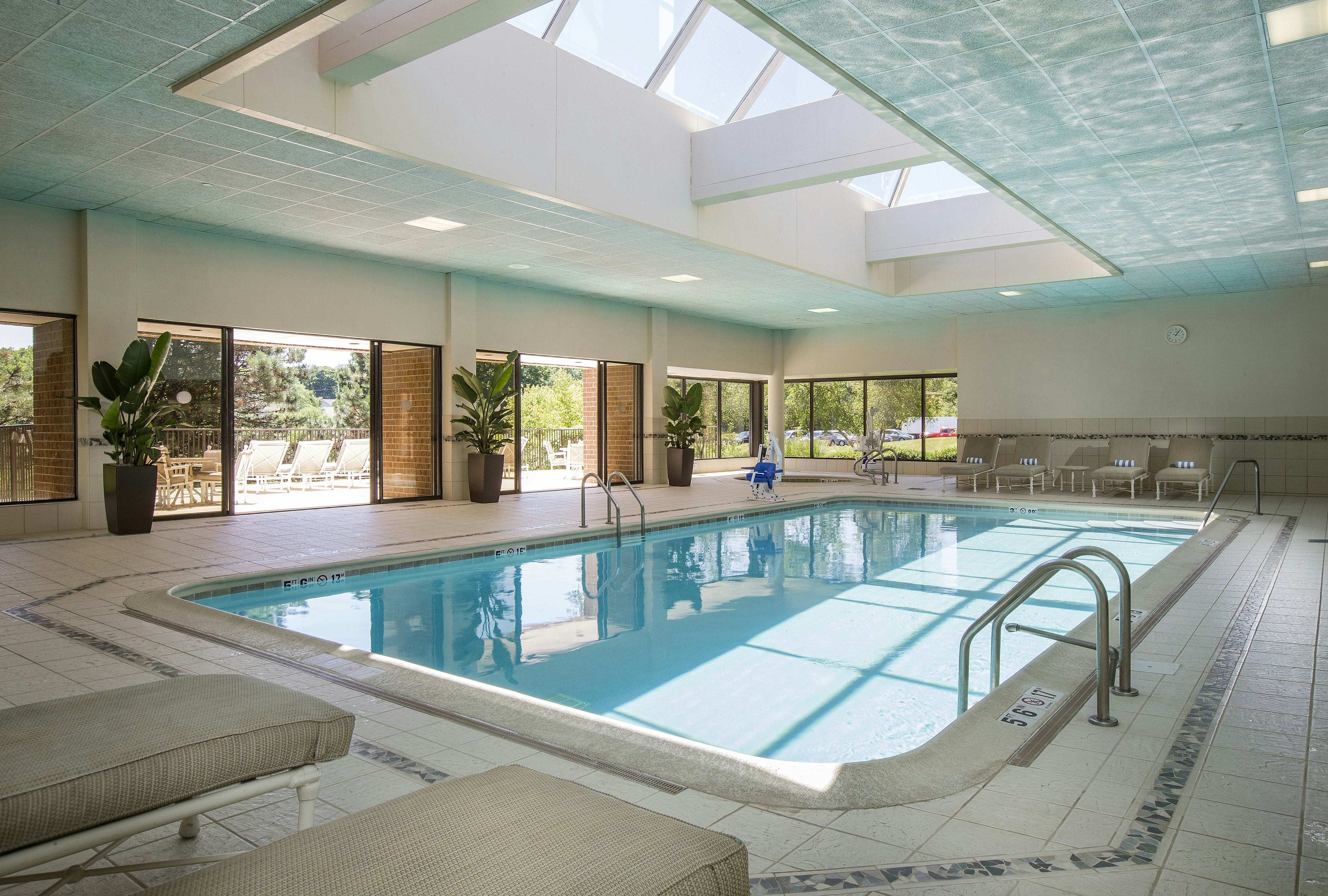 DoubleTree by Hilton Lisle Naperville 21/54