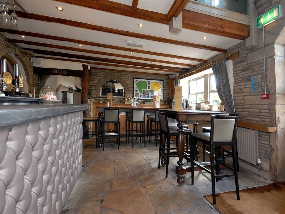 The Fleece Countryside Inn 34/50