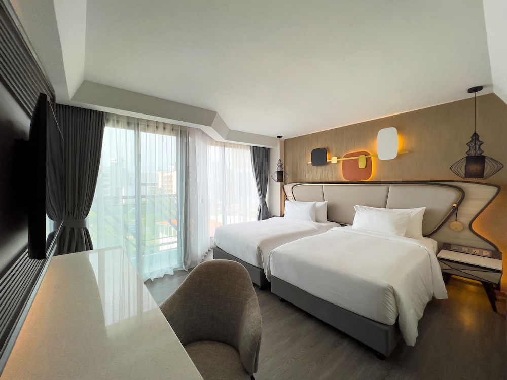 Amethyst Hotel Pattaya 12/50