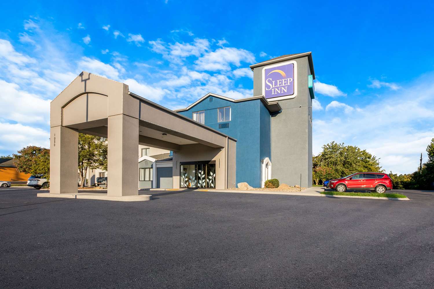 Clarion Pointe Sevierville-Pigeon Forge 40/43