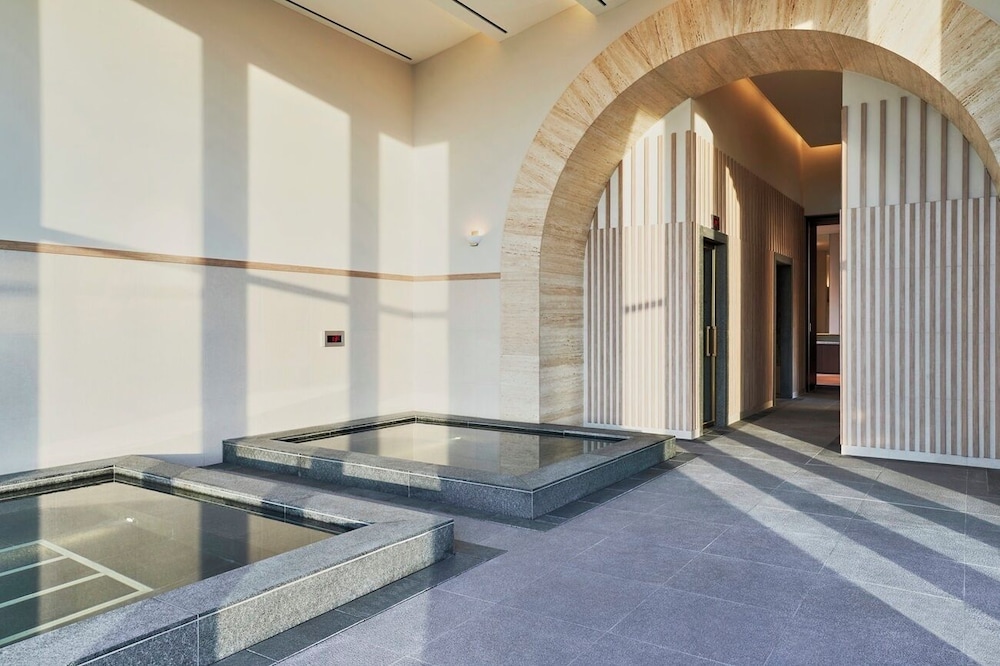 Grand Josun Hill Suite 22/60