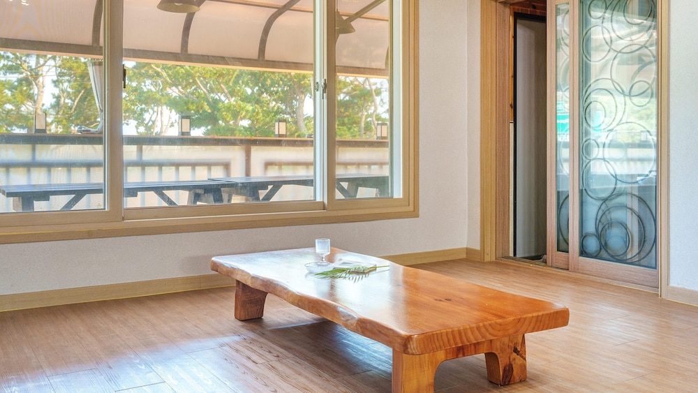 Gyeongju Gampo Beach Castle Pension 34/50