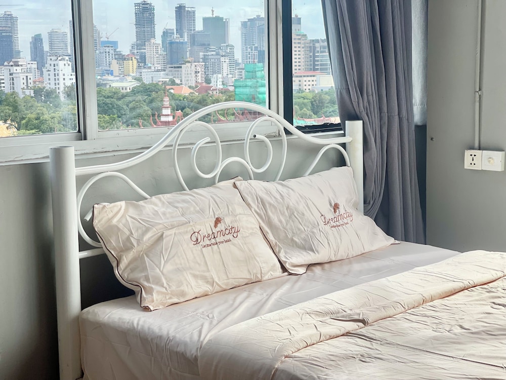 SKY HOTEL Central Phnom Penh - Rooms & Apartments 21/50
