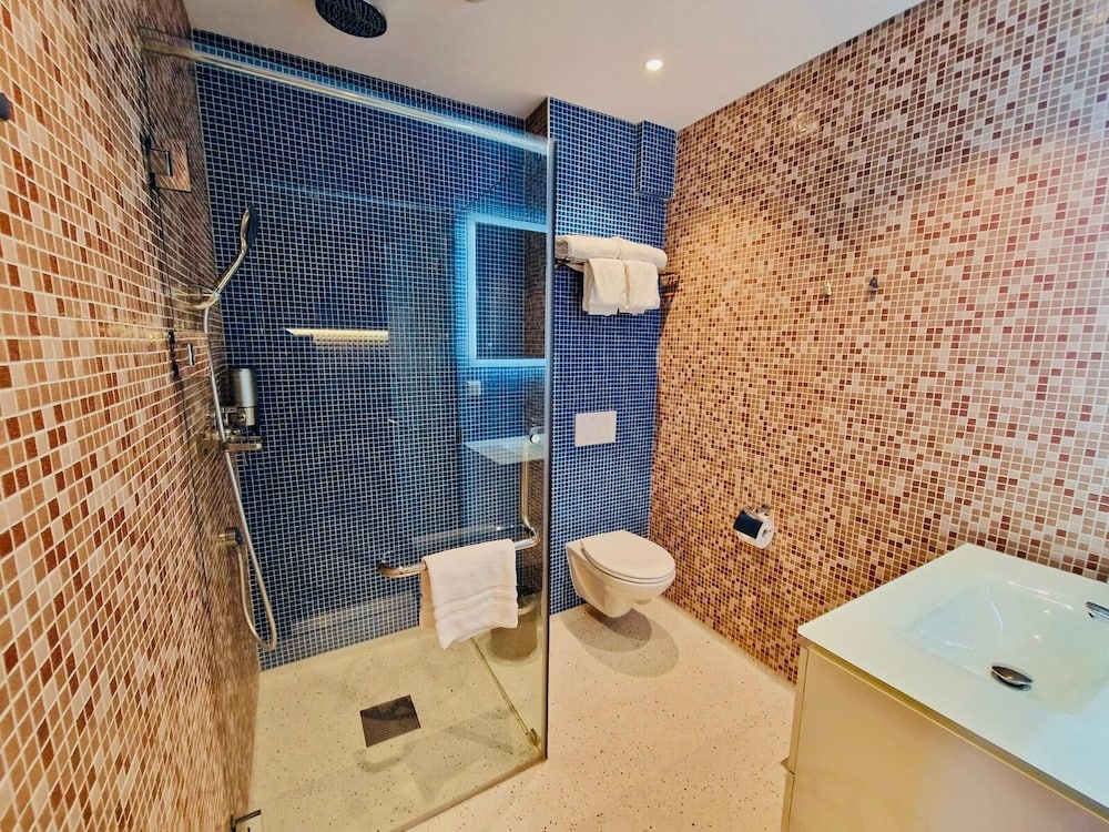 Chasse Residency Hotel 46/46