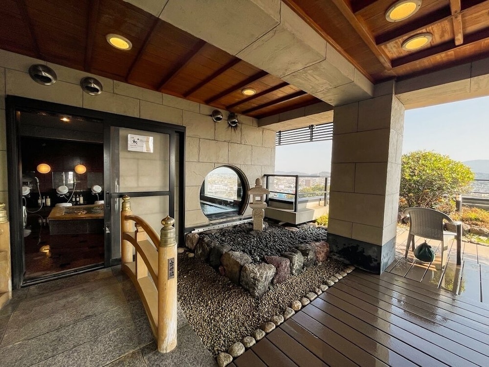 Hotel Castle Inn Ise 32/40