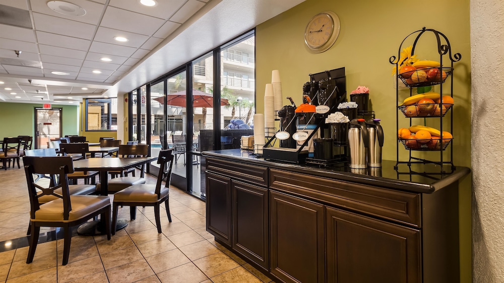 Best Western Plus Irvine Spectrum Hotel 24/33