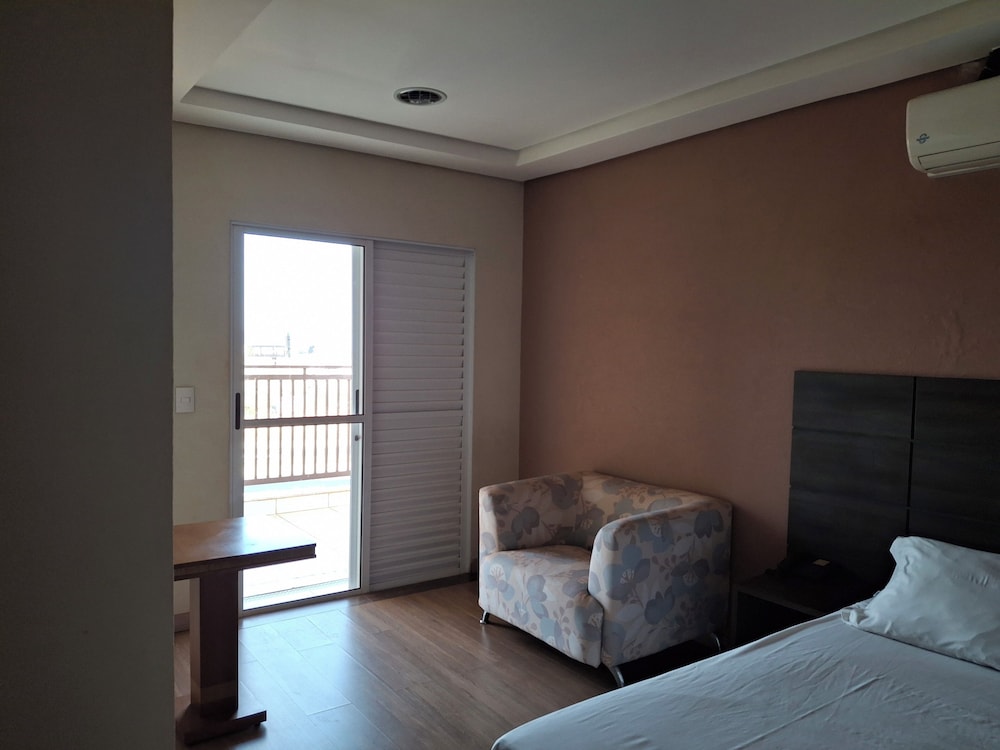 Onix Inn Hotel Cravinhos 14/50