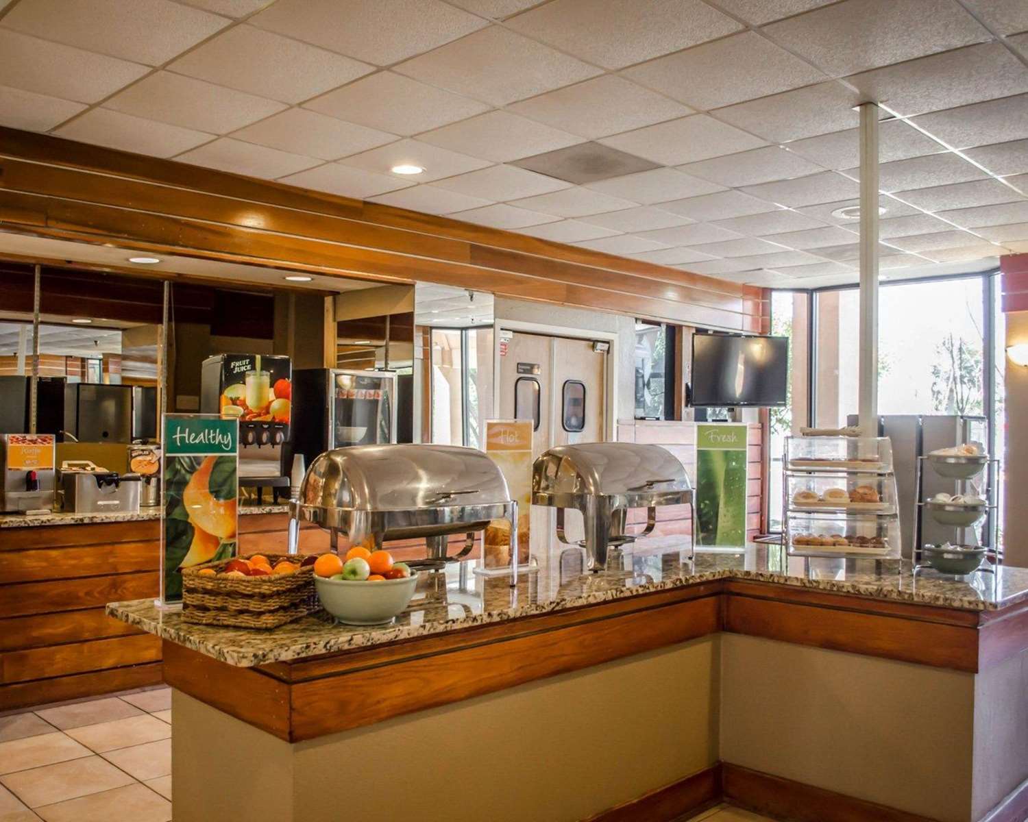 Quality Inn and Suites Pensacola Bayview 13/49