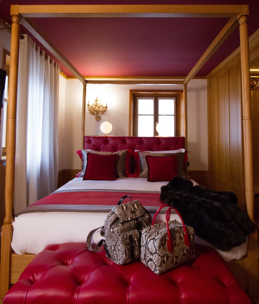غرفة سوبيريور بسرير كوين، Ambra Cortina Luxury Fashion Boutique Hotel 10/10