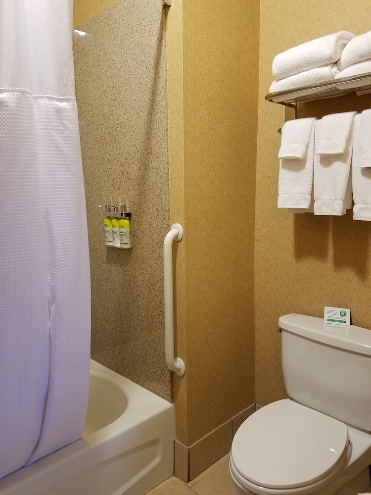 Staybridge Suites Rogers Bentonville 9/49