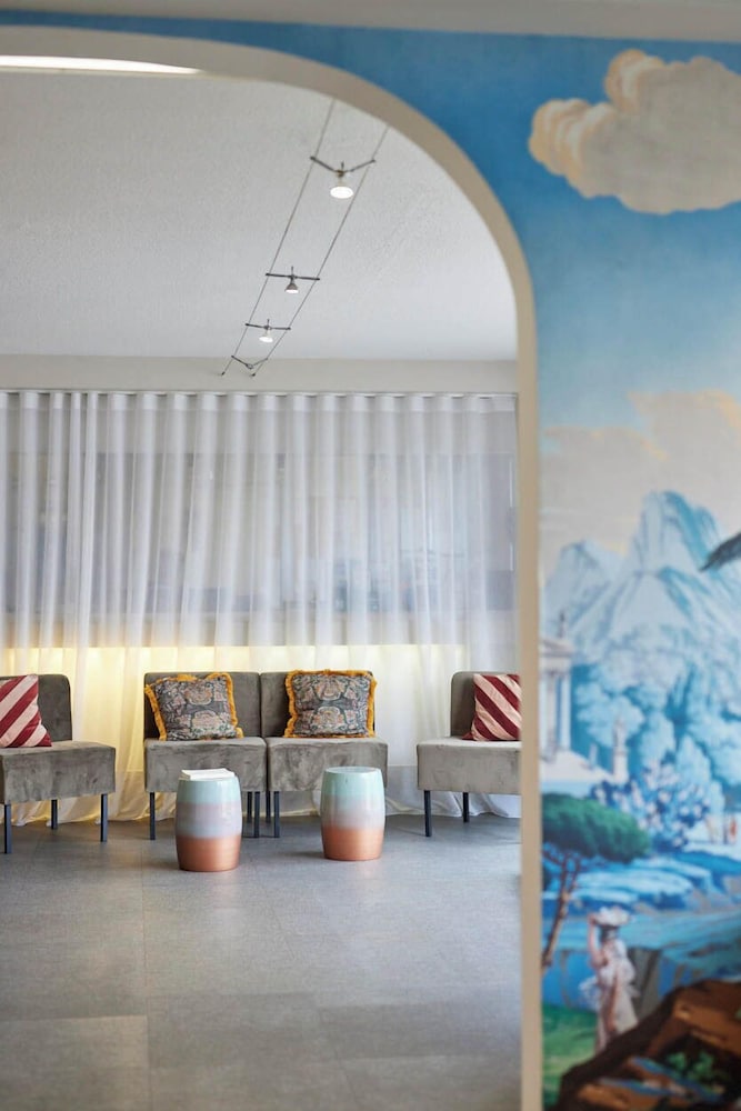 Hotel Restaurant Isidore by Soniho 36/50