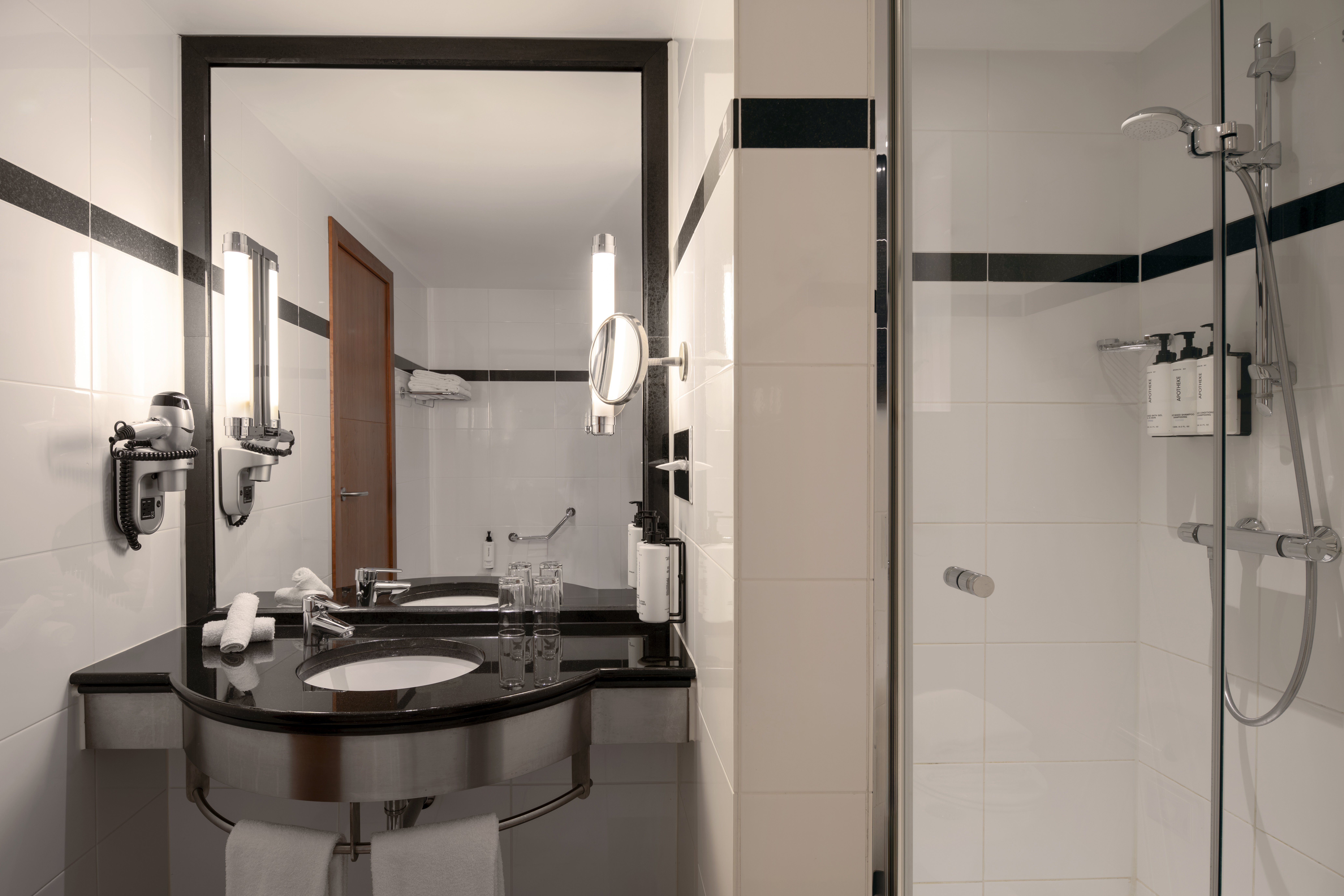 غرفة قياسية بسرير كينج، Crowne Plaza Brussels Airport 7/8