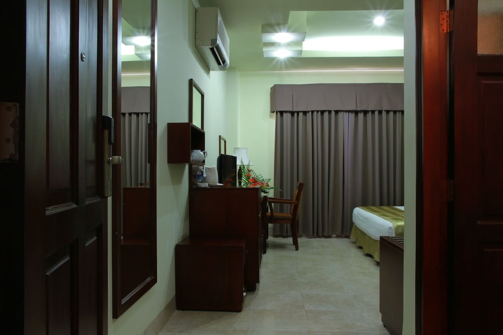 Dakruco Hotel 28/37