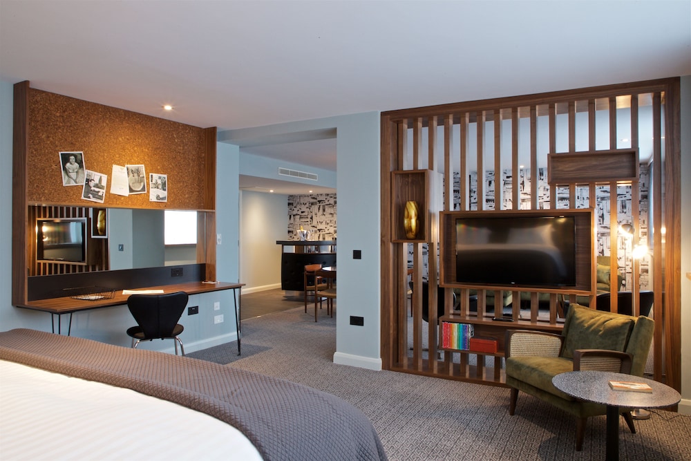 Telegraph Hotel Coventry Hotel 39/68