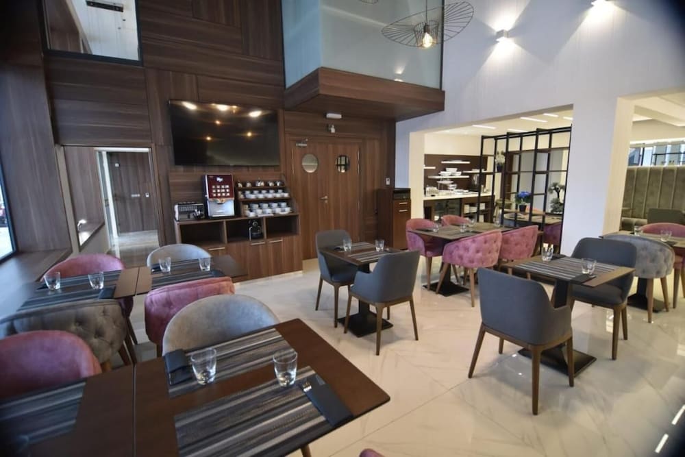NJ Hotel Rabat 32/42