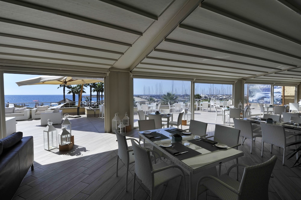 Aregai Marina Hotel Residence 48/67