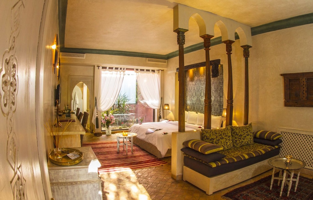 Palais El Miria 13/48