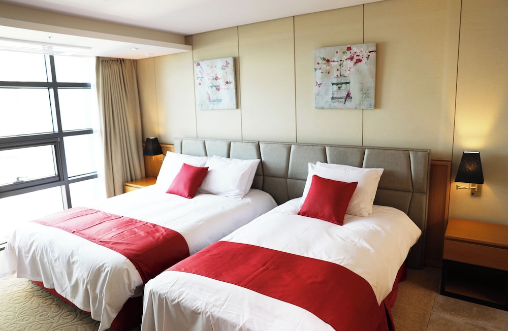 Ramada by Wyndham Jeju Hamdeok 16/70