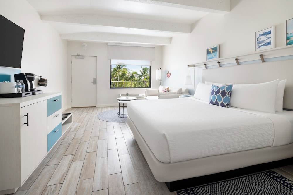 Blue Flamingo Resort Key West 13/56