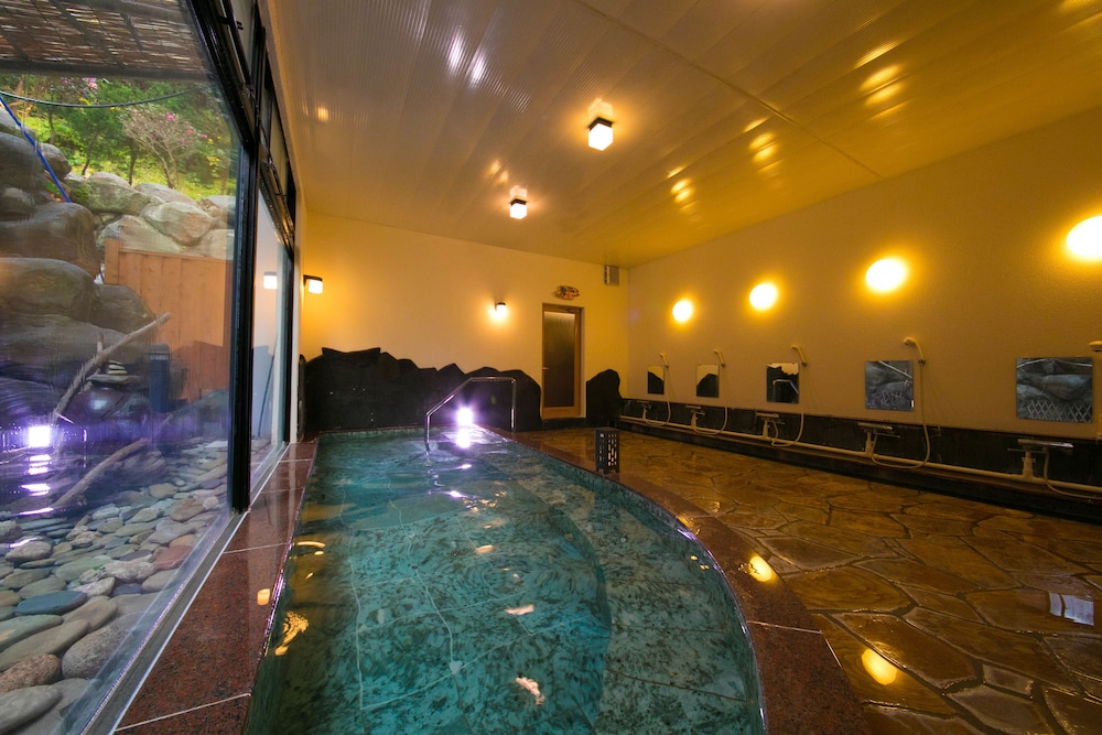 swimming pool spa