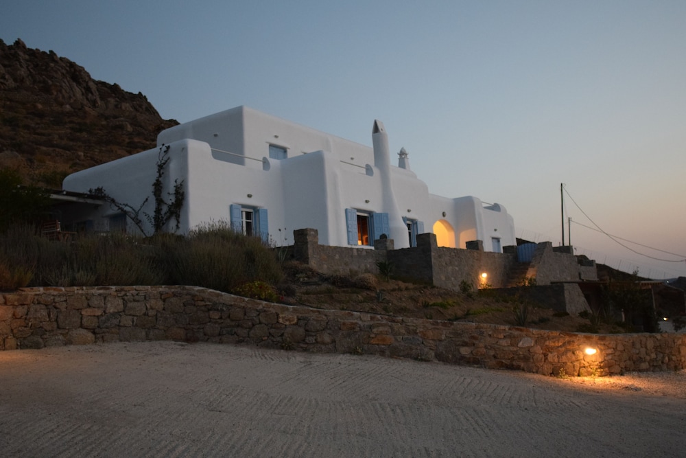 Andromeda Mykonos Villas & Suites 39/50