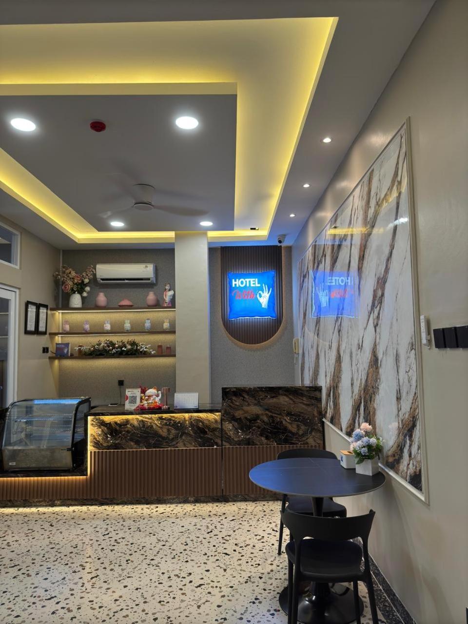 Hotel With OK 41/50