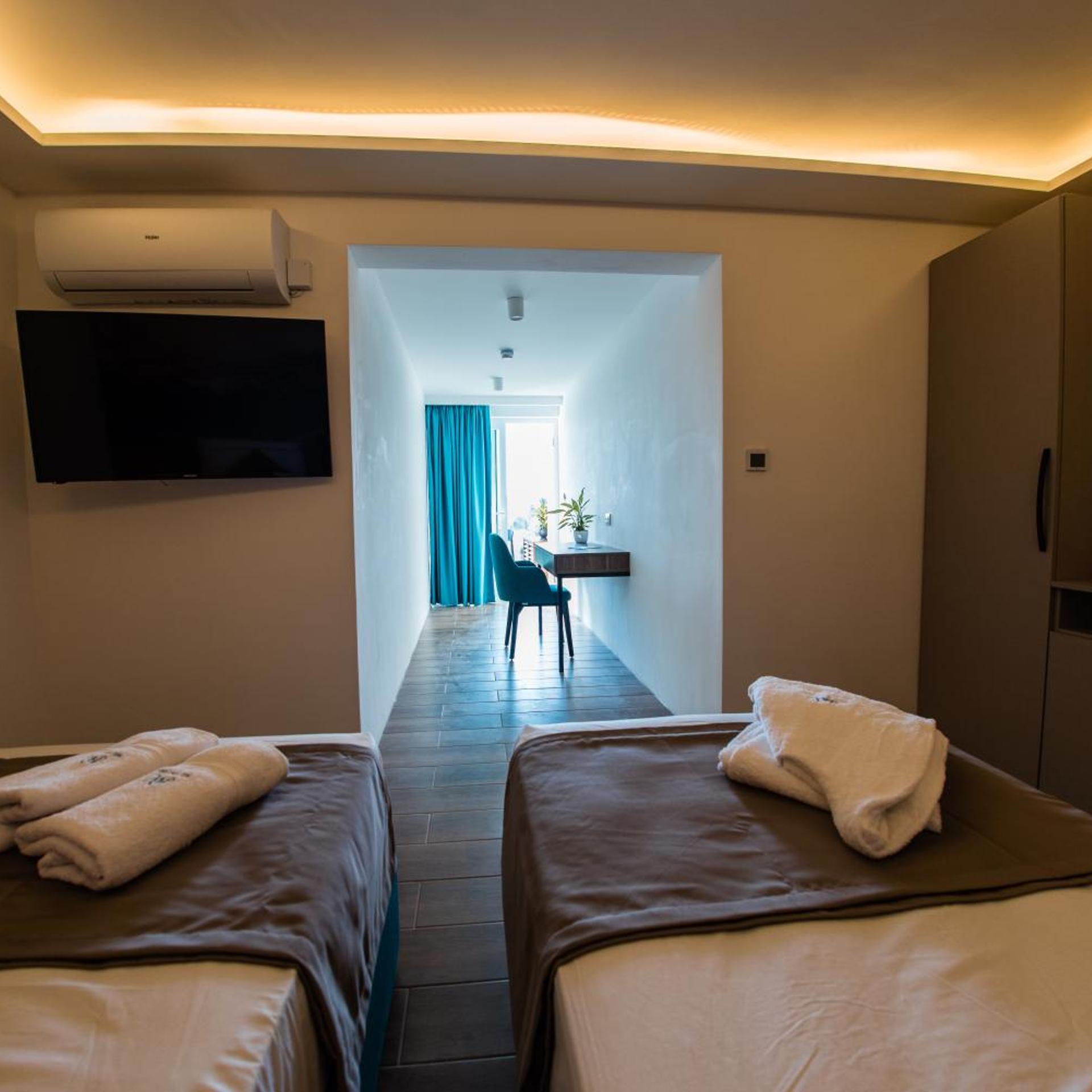Blu Waters Boutique Hotel 9/44