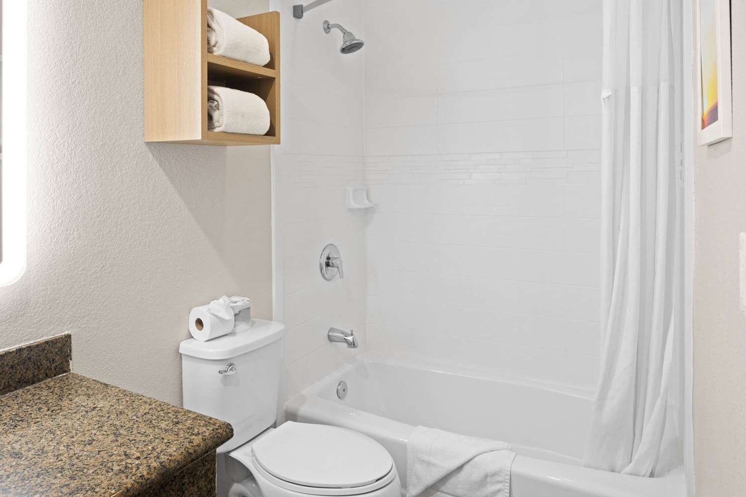 Days Inn by Wyndham San Diego-East/El Cajon 53/56