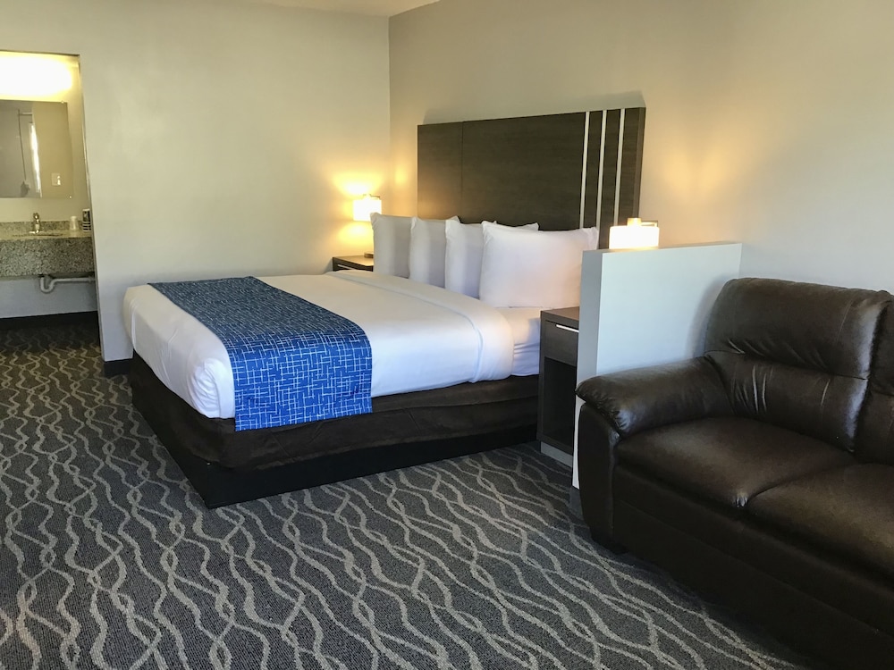 Travelodge Inn & Suites by Wyndham Missoula University Park 11/28