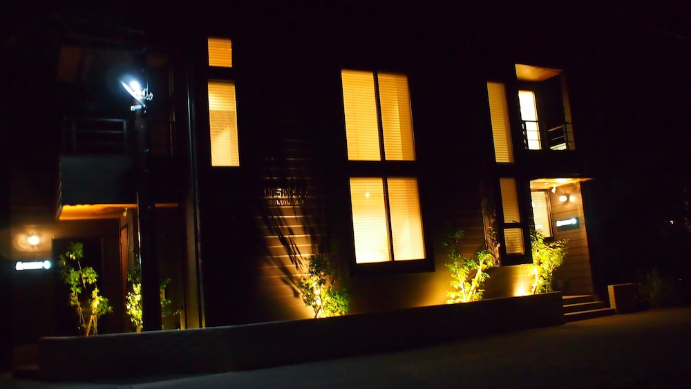 Hotel Sengokuhara 533 2/46