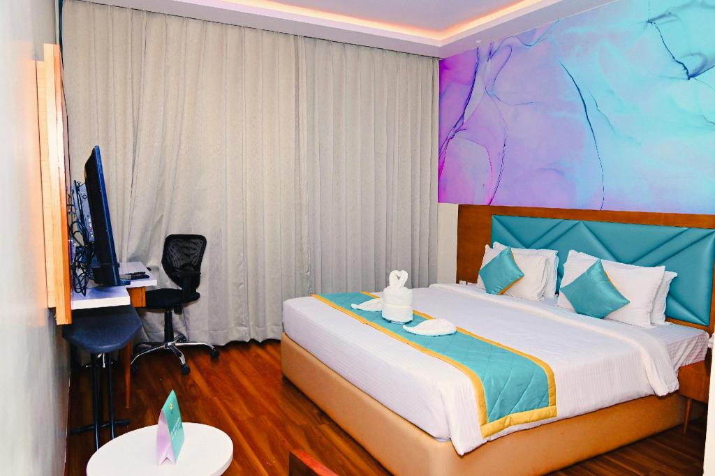 Superior, King Bed