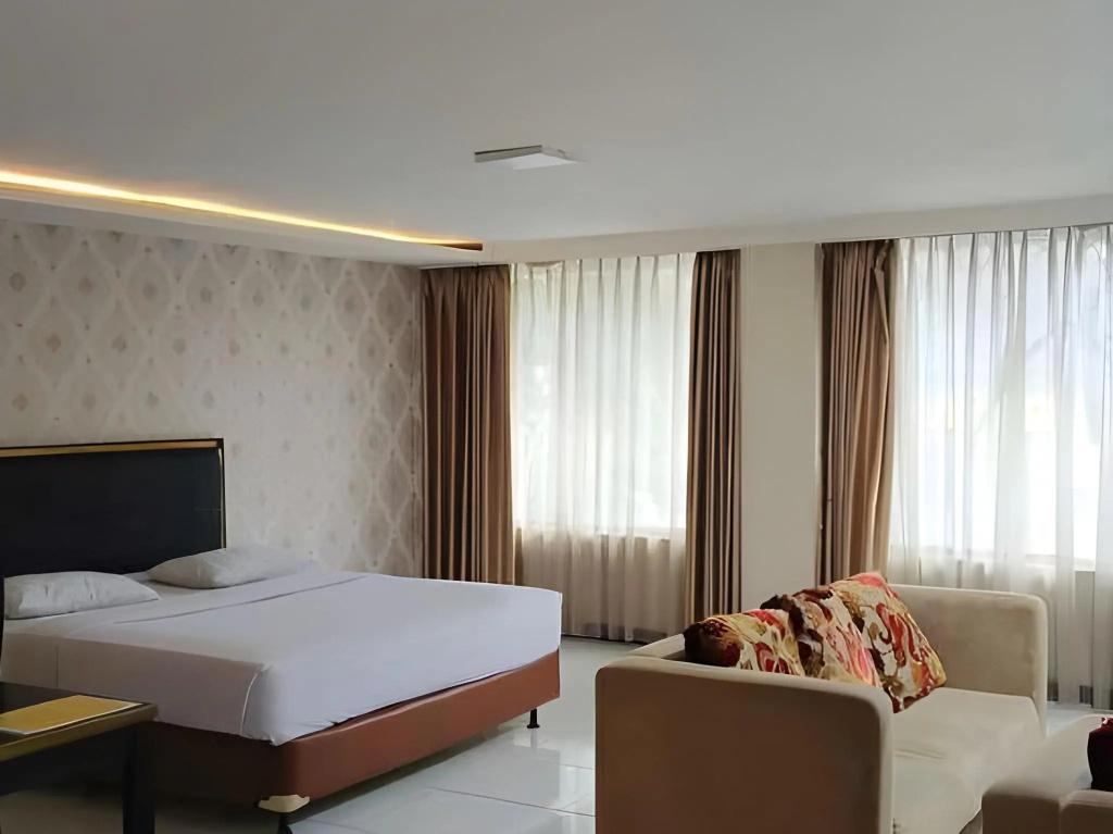 Hotel Pangrango 3 9/18